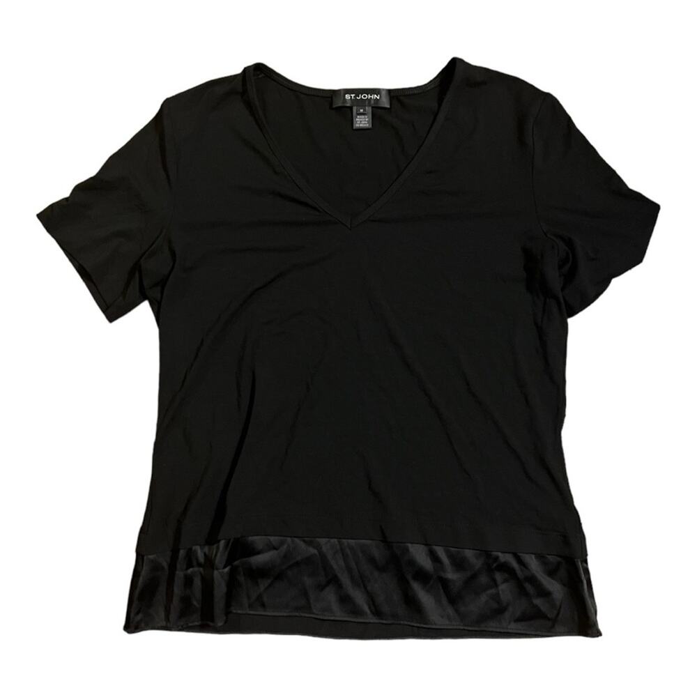 St. John black silk trim v neck t shirt size medium